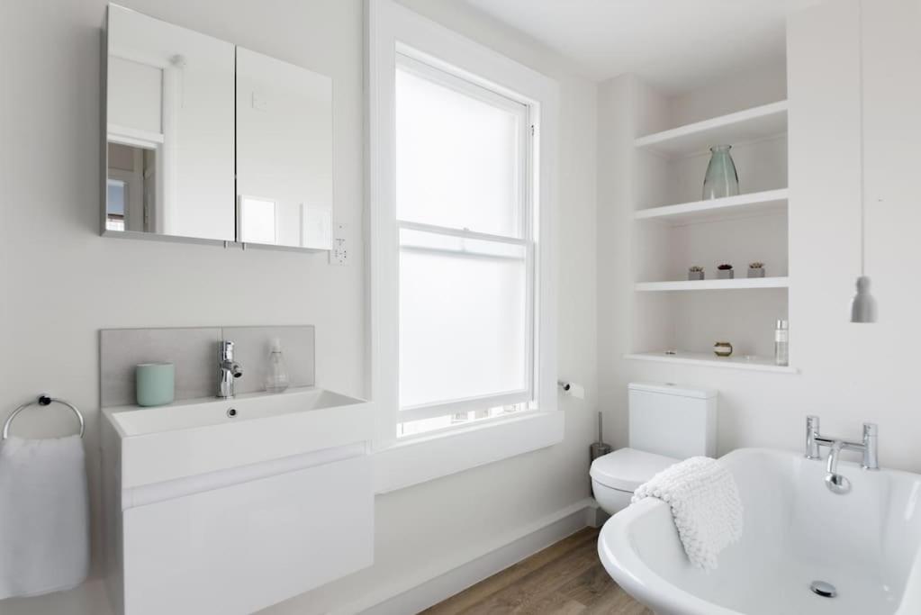 Charlotte Street Apartment Бат Екстериор снимка