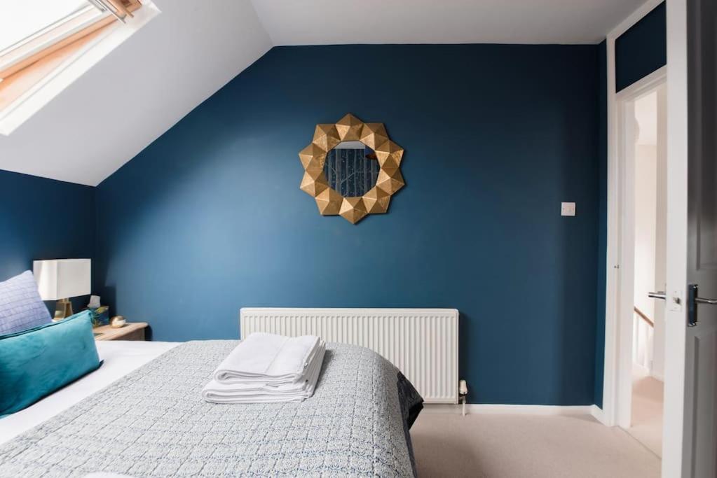 Charlotte Street Apartment Бат Екстериор снимка