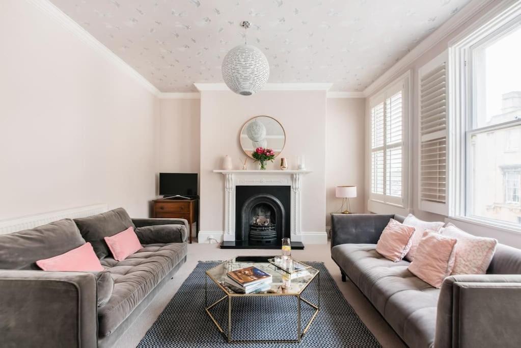 Charlotte Street Apartment Бат Екстериор снимка